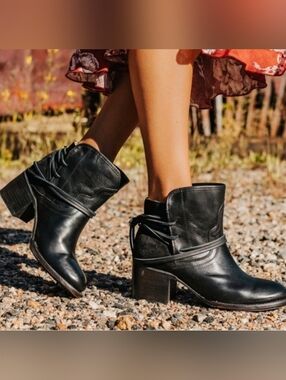 Freebird Casey Black Leather Ankle Boots- Rare, Size 7